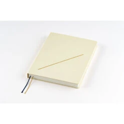 Hobonichi Techo HON 2026 - A5 - Slash Ivory - English -Daily Stationery Hub extra 01 60d00003 4fff 424c acd4 0aad39c513c9