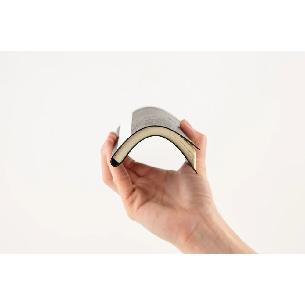 Hobonichi Techo Weeks 2026 - White Line: Black 7 Hobonichi Techo Weeks 2026 - White Line: Black - Image 7